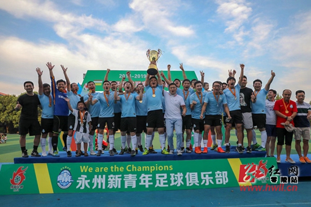 徐杰22+13广东胜同曦 阿不都16+7新疆胜天津